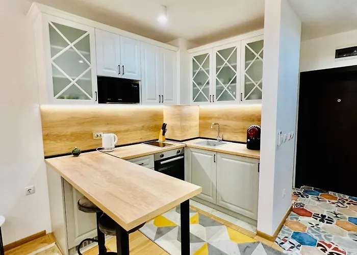 Cozy Corner Briz Апартаменти *