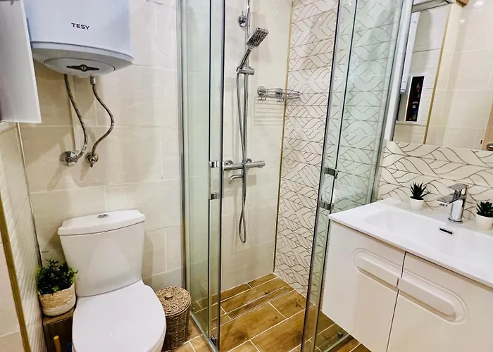 Cozy Corner Briz Апартаменти *